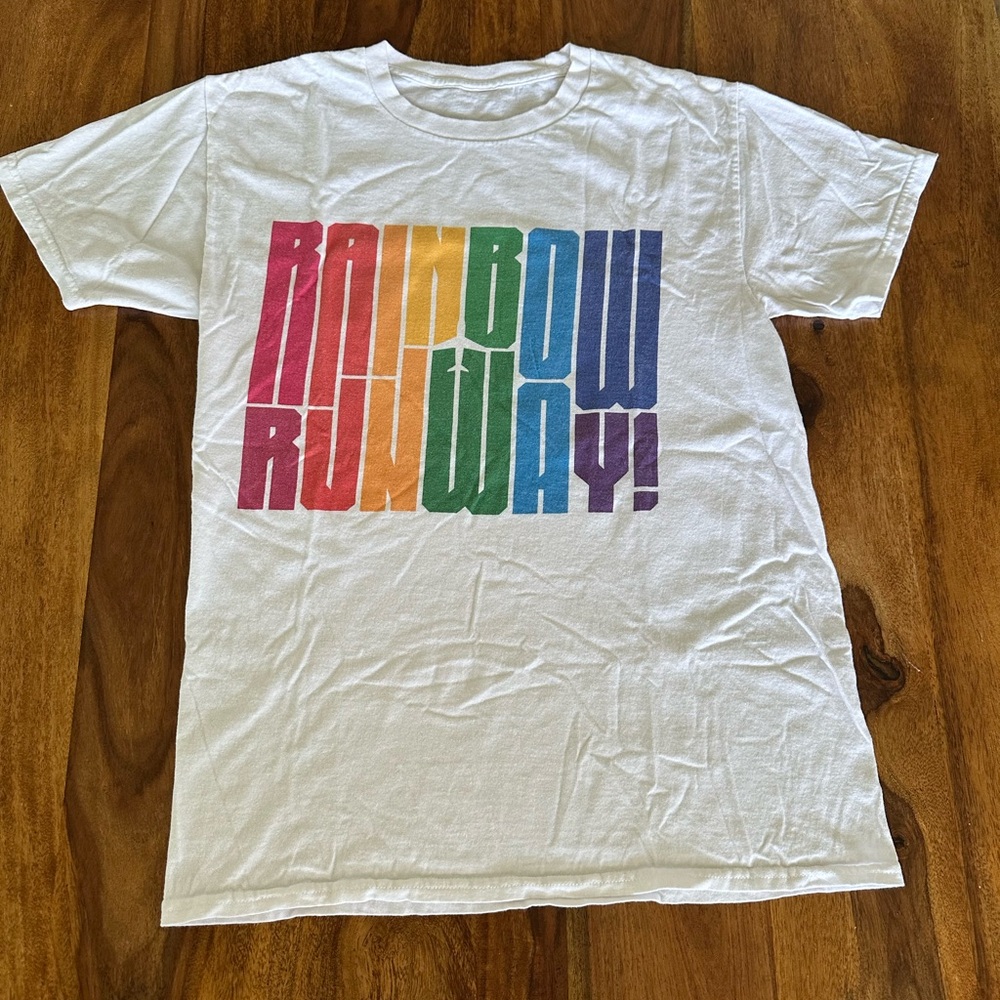 Hawaiian Airlines Rainbow Runway Graphic Tee